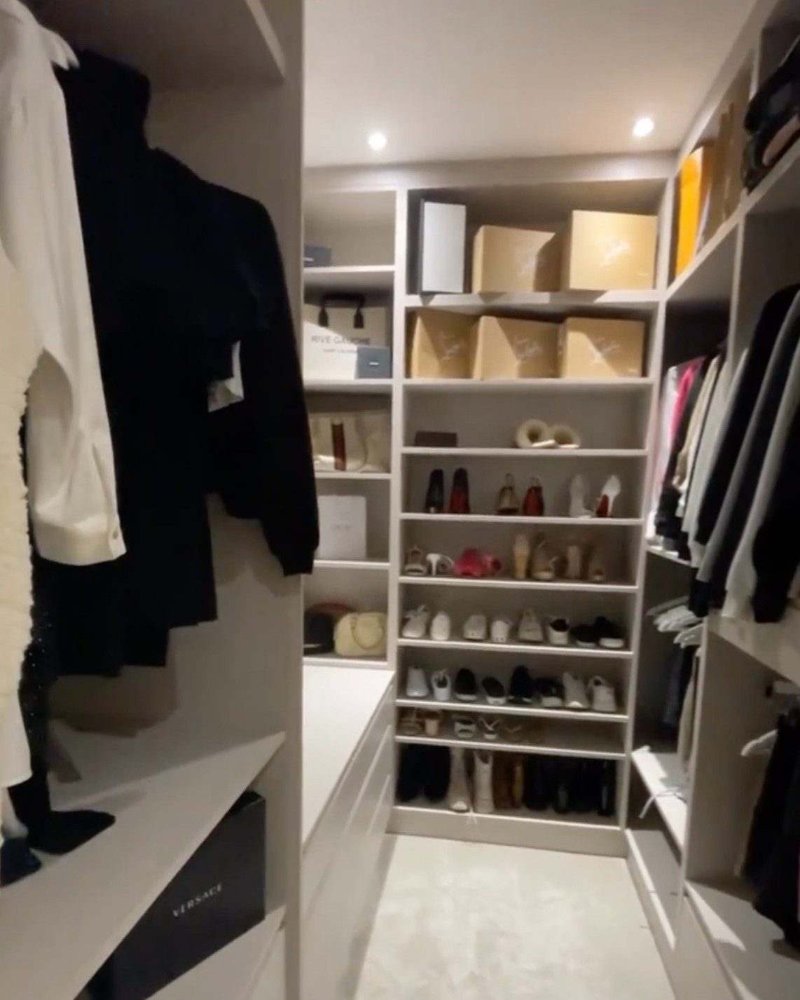 Walk-in wardrobe with shoe shelving